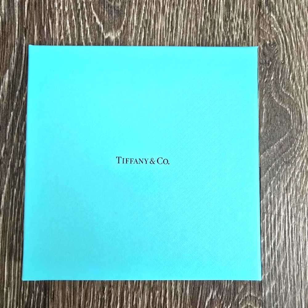 Tiffany & Co. Blue Gift Card Box. 3"x3"x.75"